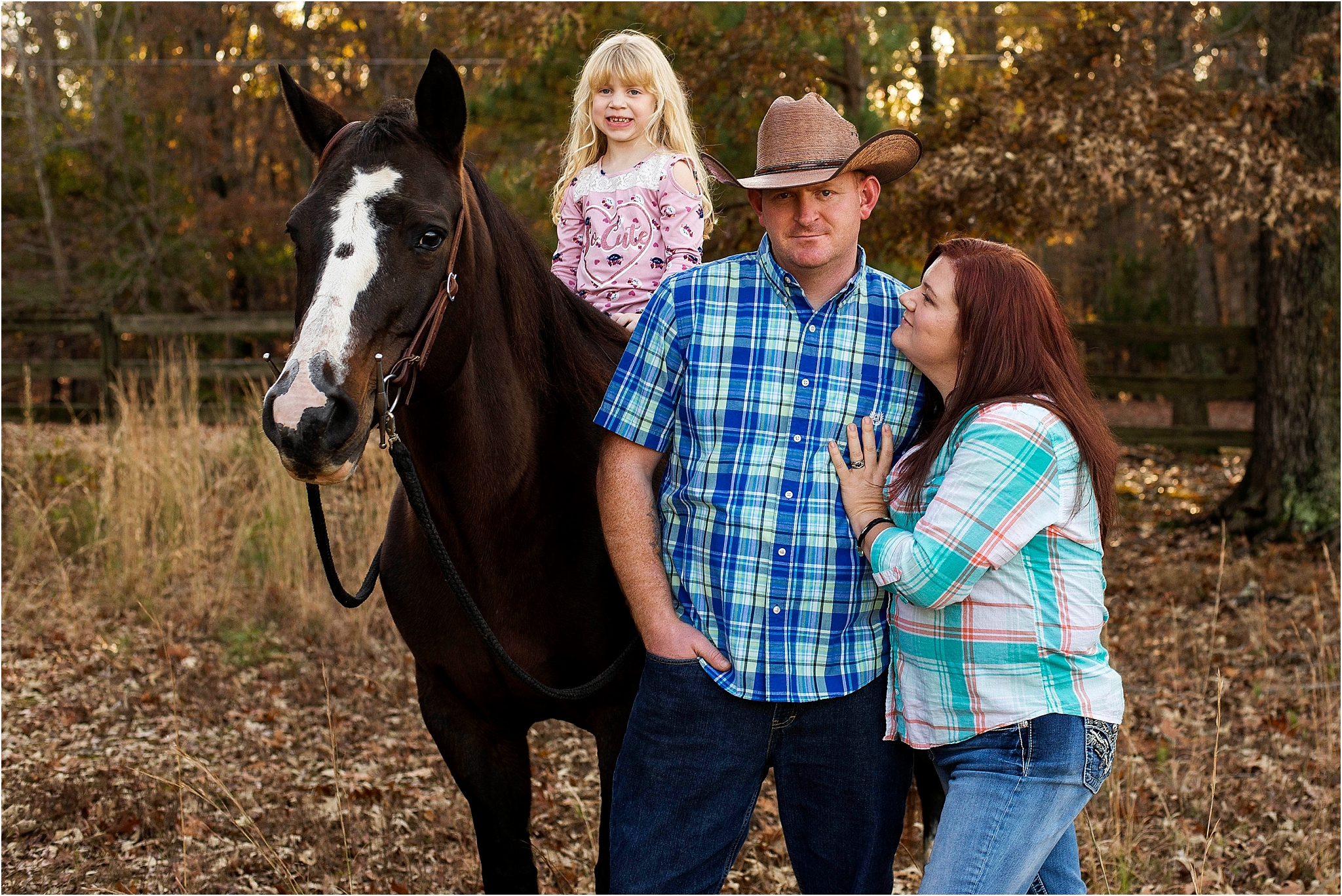 clarksville family photographer, middle tennessee equine pictures, fort campbell riding stables